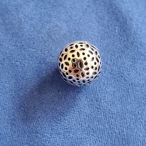 "Art Nouveau Lace" Clip